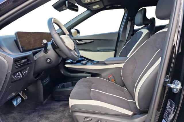 Kia EV6 (2026) thumbnail 3