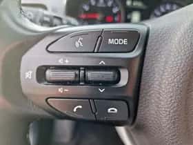 Kia Stonic (2021) thumbnail 14