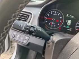Kia Stonic (2021) thumbnail 15