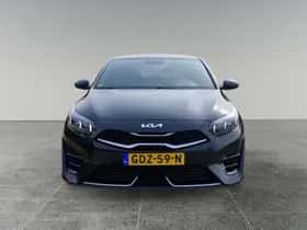 Kia Proceed (2023) thumbnail 5