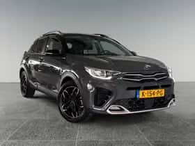Kia Stonic (2021) thumbnail 2