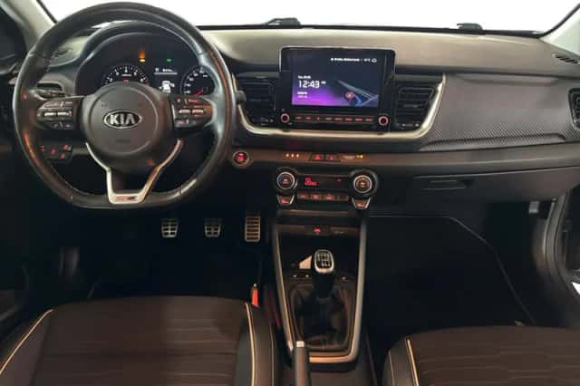 Kia Stonic (2021) thumbnail 6