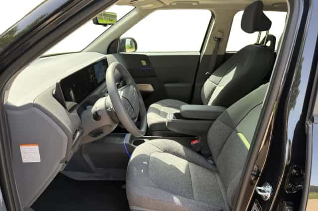 Kia EV2 (2026) thumbnail 3