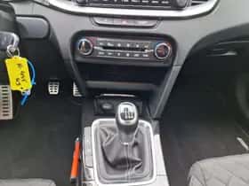 Kia Proceed (2021) thumbnail 11