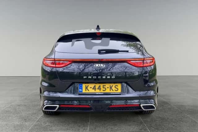 Kia Proceed (2021) thumbnail 6