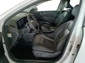 Kia Niro (2022) thumbnail 3