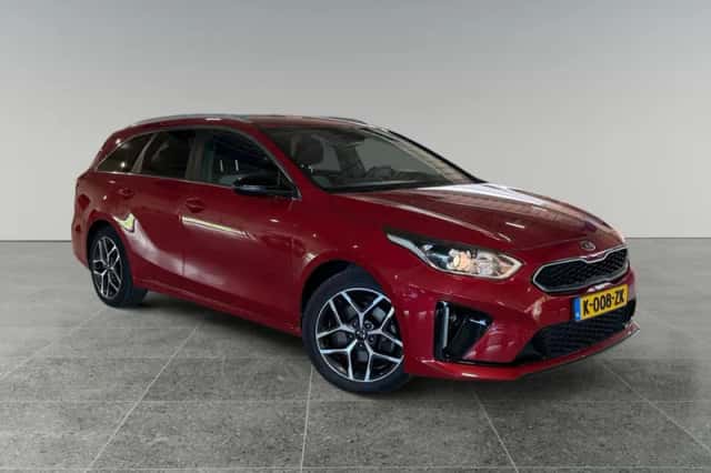 Kia Ceed (2021) thumbnail 2