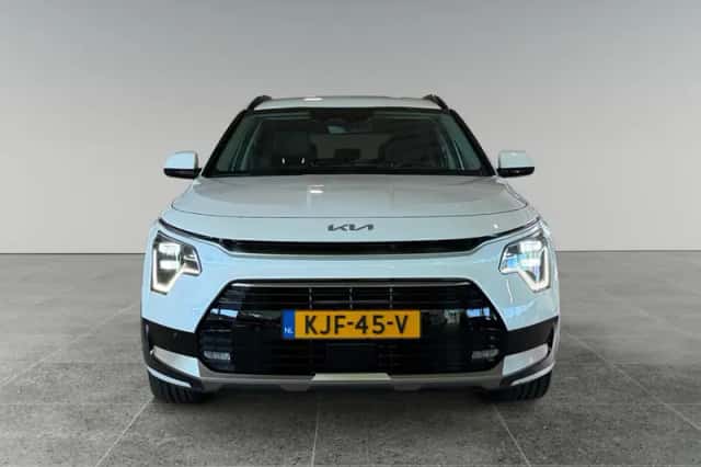 Kia Niro (2023) thumbnail 5