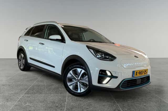 Kia Niro EV (2021) thumbnail 3