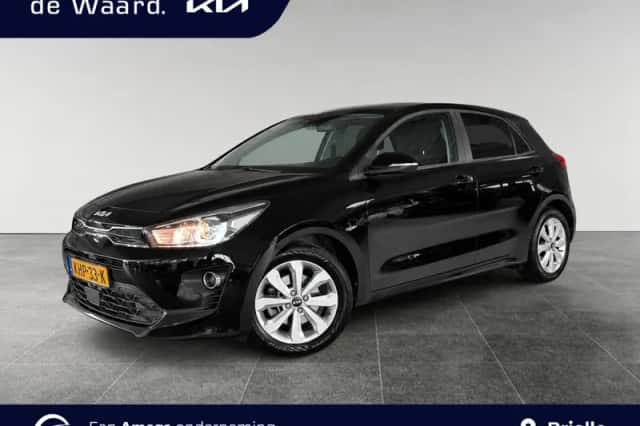 Kia Rio (2023) thumbnail 1