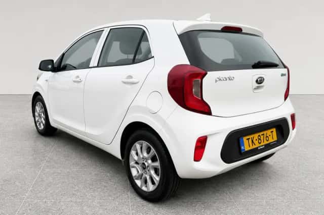 Kia Picanto (2018) thumbnail 5