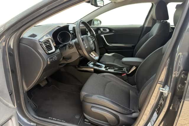 Kia Ceed (2020) thumbnail 3