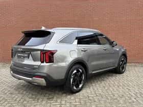 Kia Sorento (2025) thumbnail 4