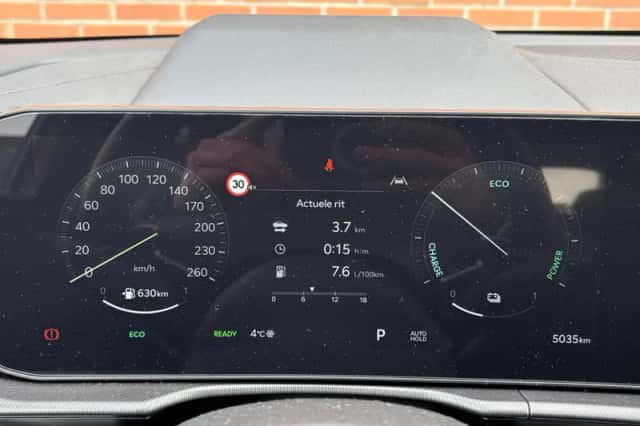 Kia Sportage (2025) thumbnail 4