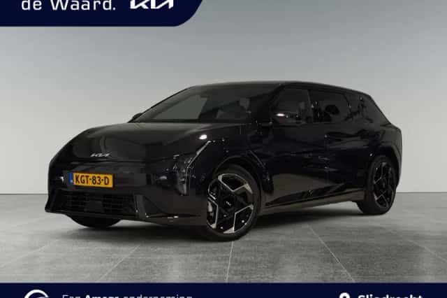 Kia EV4 (2026) thumbnail 1