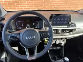 Kia Picanto (2025) thumbnail 17