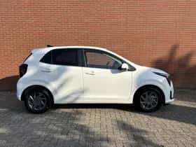 Kia Picanto (2025) thumbnail 4