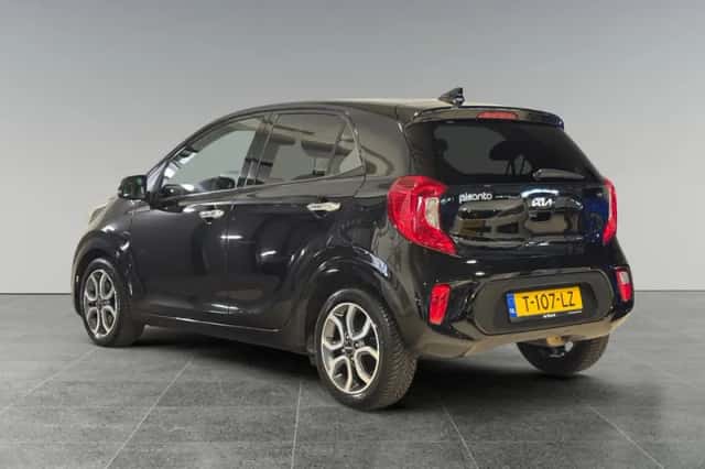 Kia Picanto (2023) thumbnail 5