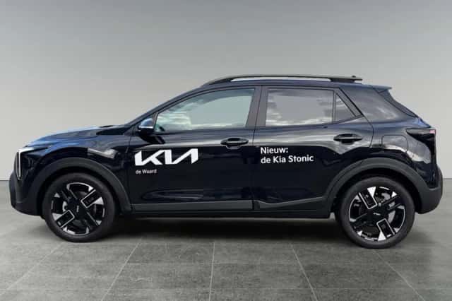 Kia Stonic (2025) thumbnail 4