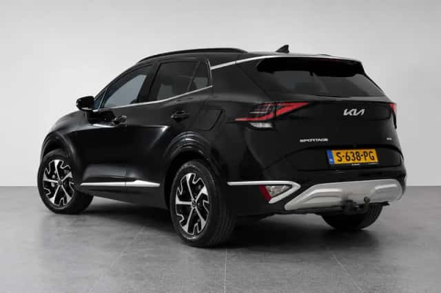 Kia Sportage (2023) thumbnail 2