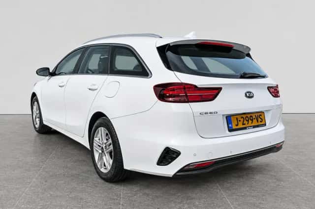 Kia Ceed (2020) thumbnail 4