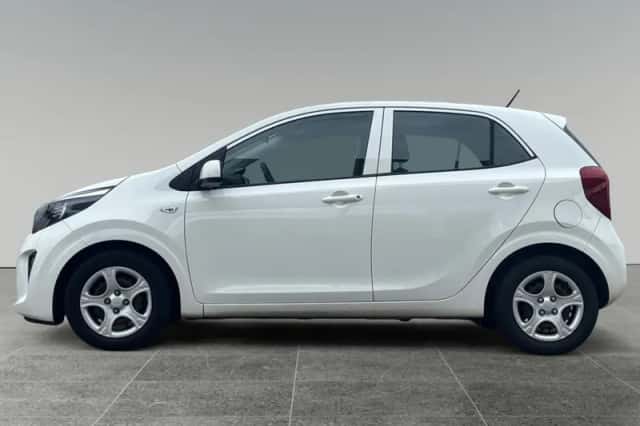 Kia Picanto (2022) thumbnail 3