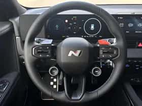 Hyundai Ioniq 5 (2025) thumbnail 18