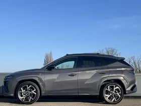 Hyundai Tucson (2025) thumbnail 2
