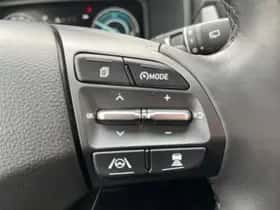 Hyundai Kona (2022) thumbnail 11