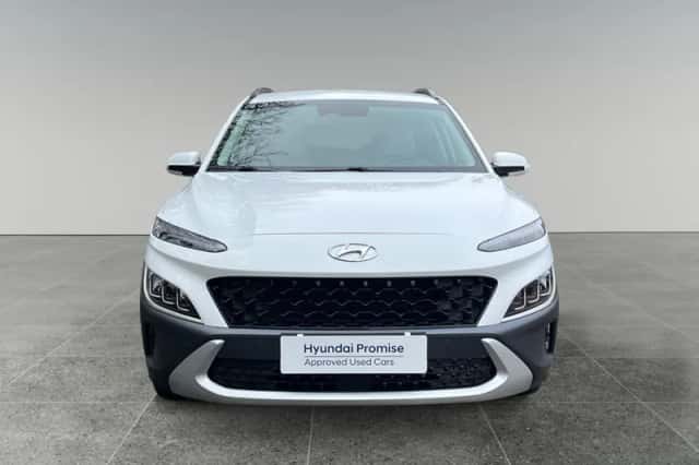 Hyundai Kona (2022) thumbnail 3