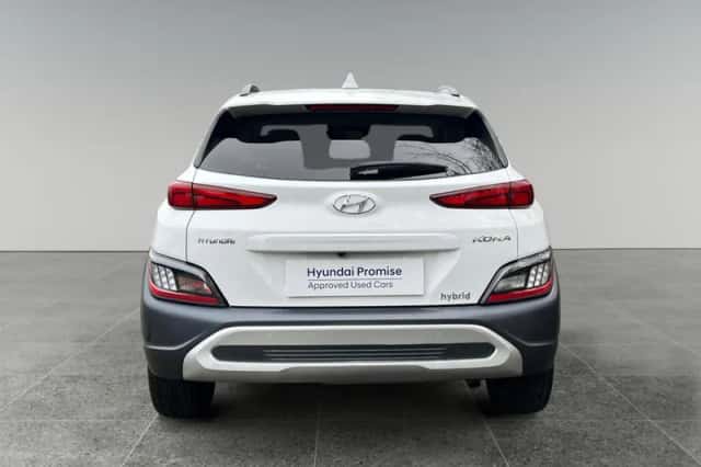 Hyundai Kona (2022) thumbnail 4