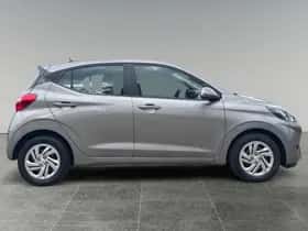 Hyundai i10 (2021) thumbnail 9