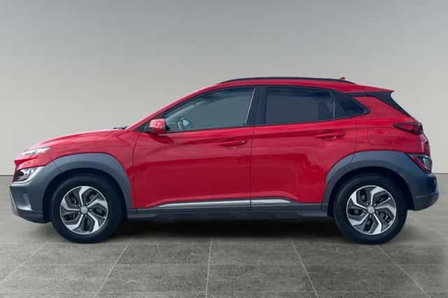 Hyundai Kona (2022) thumbnail 2