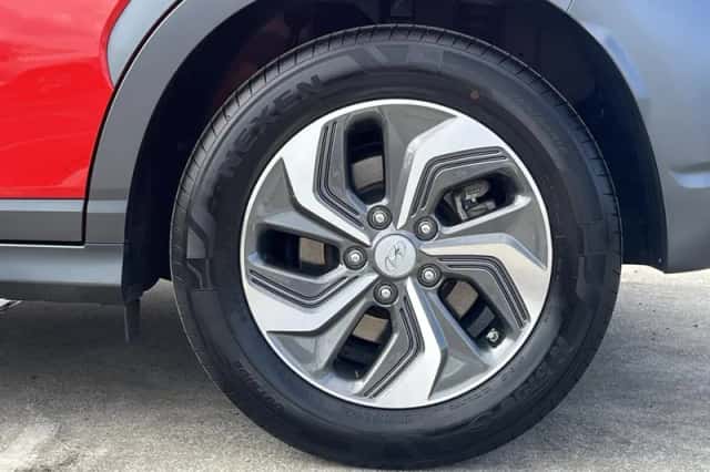 Hyundai Kona (2022) thumbnail 6