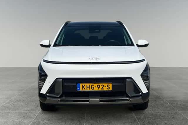 Hyundai Kona (2025) thumbnail 3