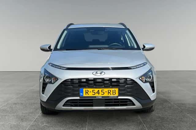 Hyundai Bayon (2022) thumbnail 3