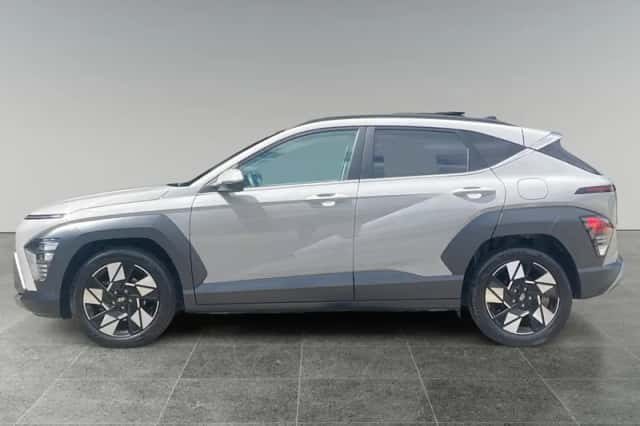 Hyundai Kona (2025) thumbnail 2