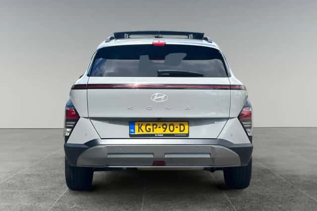 Hyundai Kona (2025) thumbnail 4
