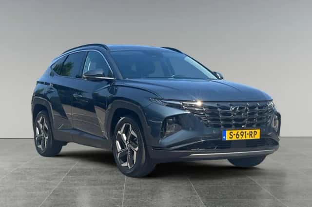 Hyundai Tucson (2023) thumbnail 2