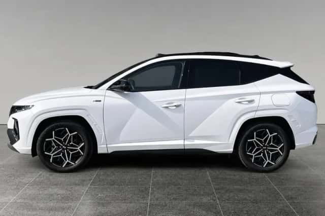 Hyundai Tucson (2023) thumbnail 2