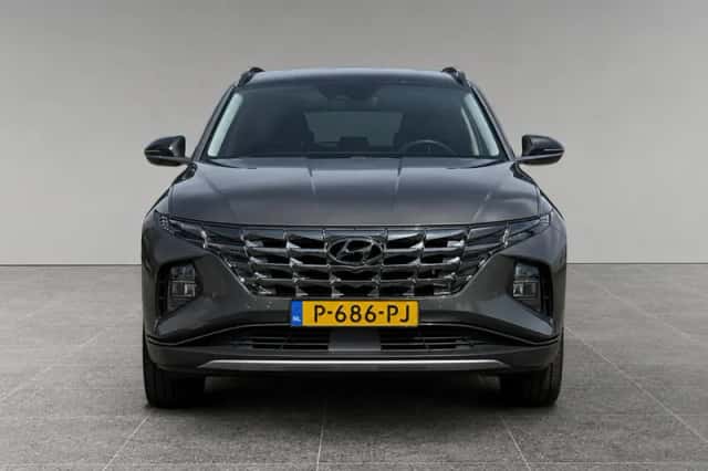 Hyundai Tucson (2022) thumbnail 3