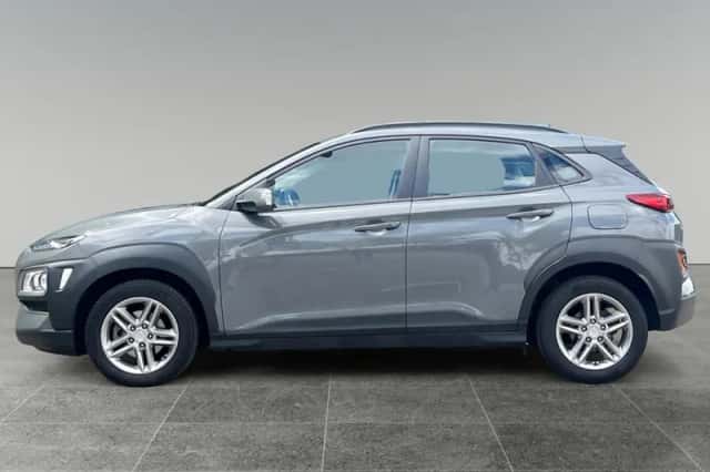 Hyundai Kona (2019) thumbnail 2