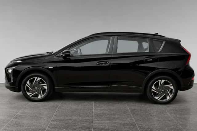 Hyundai Bayon (2022) thumbnail 2