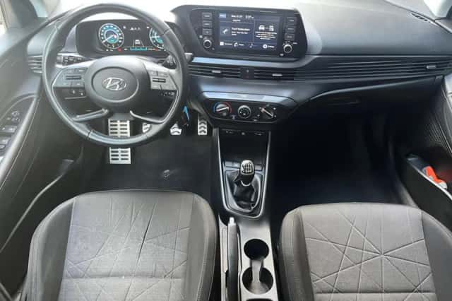 Hyundai Bayon (2022) thumbnail 5