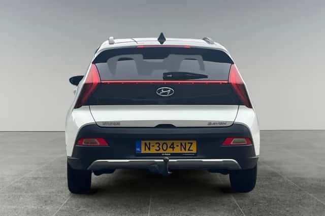 Hyundai Bayon (2022) thumbnail 4