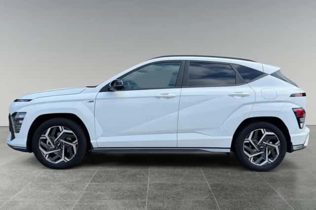 Hyundai Kona (2024) thumbnail 2