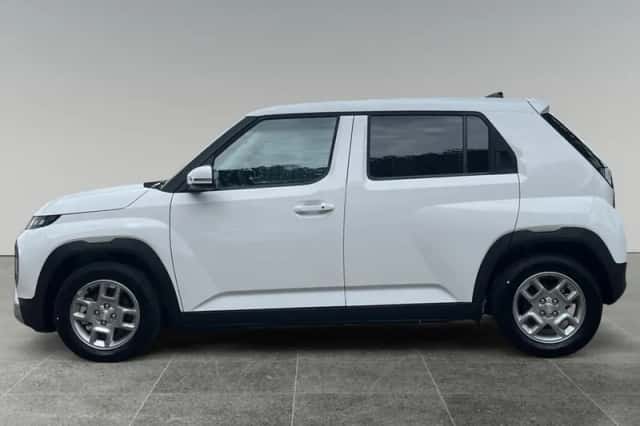 Hyundai INSTER (2025) thumbnail 2