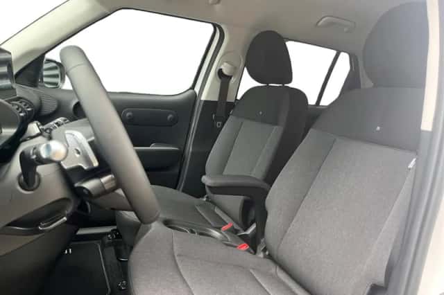 Hyundai INSTER (2025) thumbnail 6