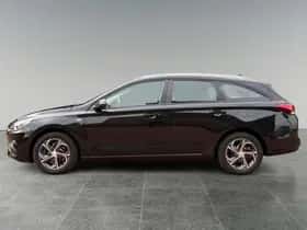 Hyundai i30 (2021) thumbnail 2