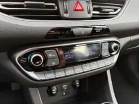 Hyundai i30 (2021) thumbnail 23